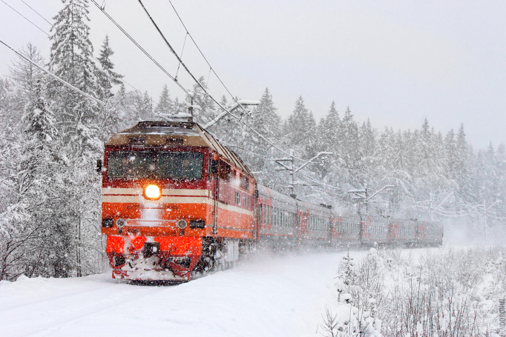 Зимний поезд к Деду Морозу